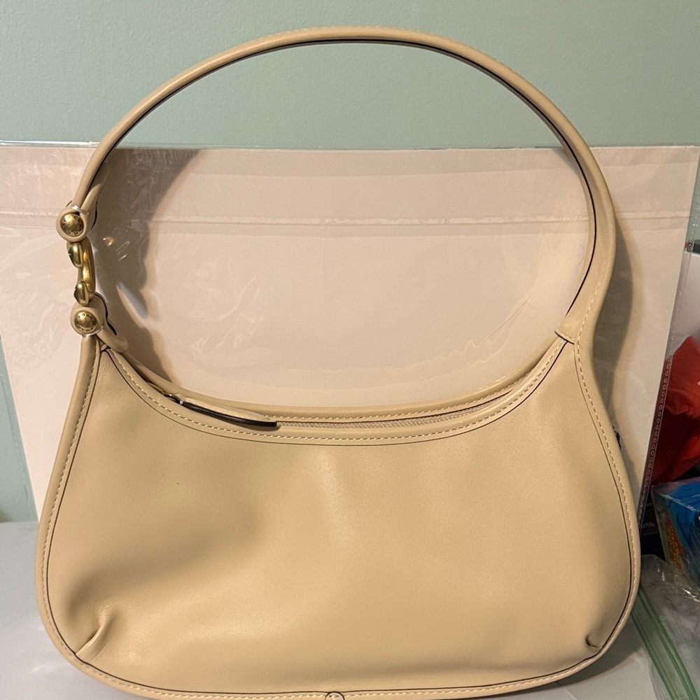 Coach Cream Leather Shoulder Bag